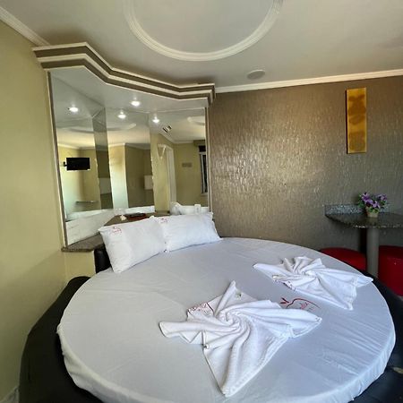 Hotel Paradise Salvador Bagian luar foto