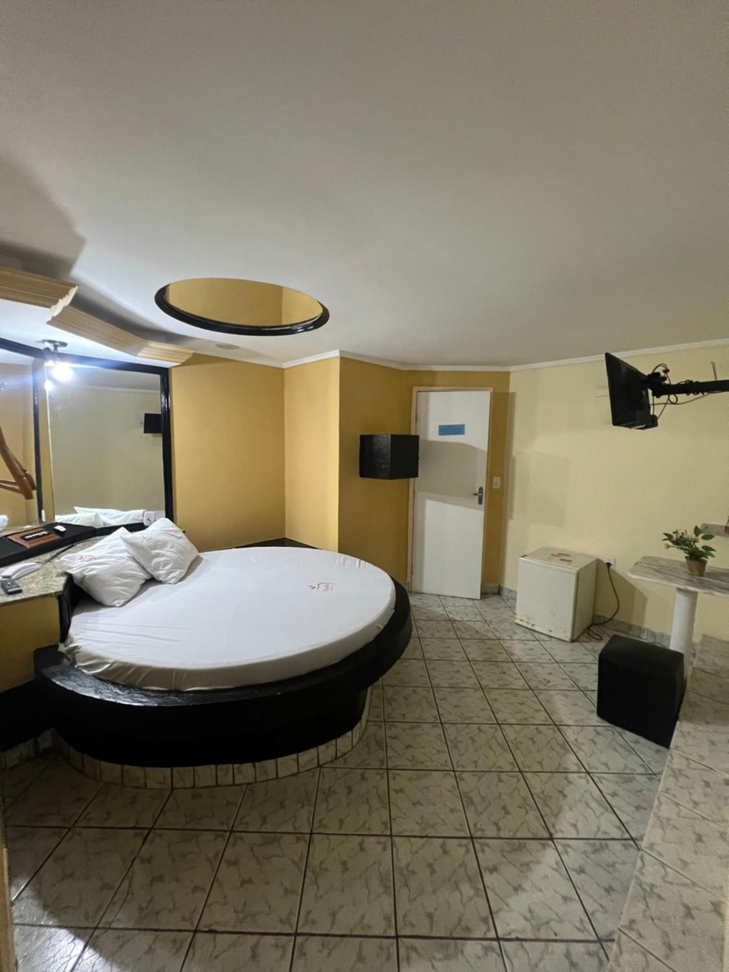 Hotel Paradise Salvador Bagian luar foto